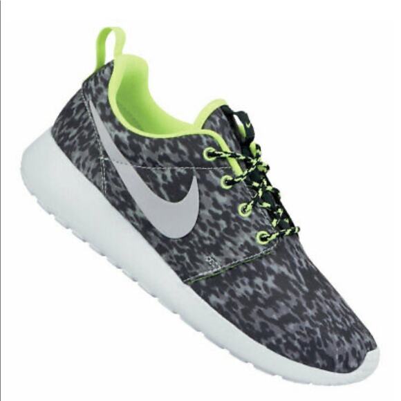 Womens Nike Roshe Run Print sz 6.5 sneaker shoe - Picture 9 of 10